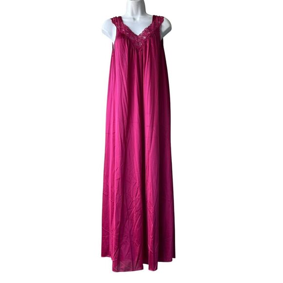 VINTAGE 80s VANITY FAIR Peignoir Set Nightgown & Robe Size Medium Magenta Nylon - Picture 3 of 6